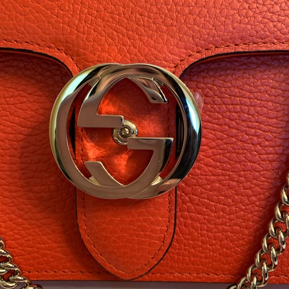 GUCCI Dollar Calfskin Interlocking G Shoulder Bag - Picture 2 of 8